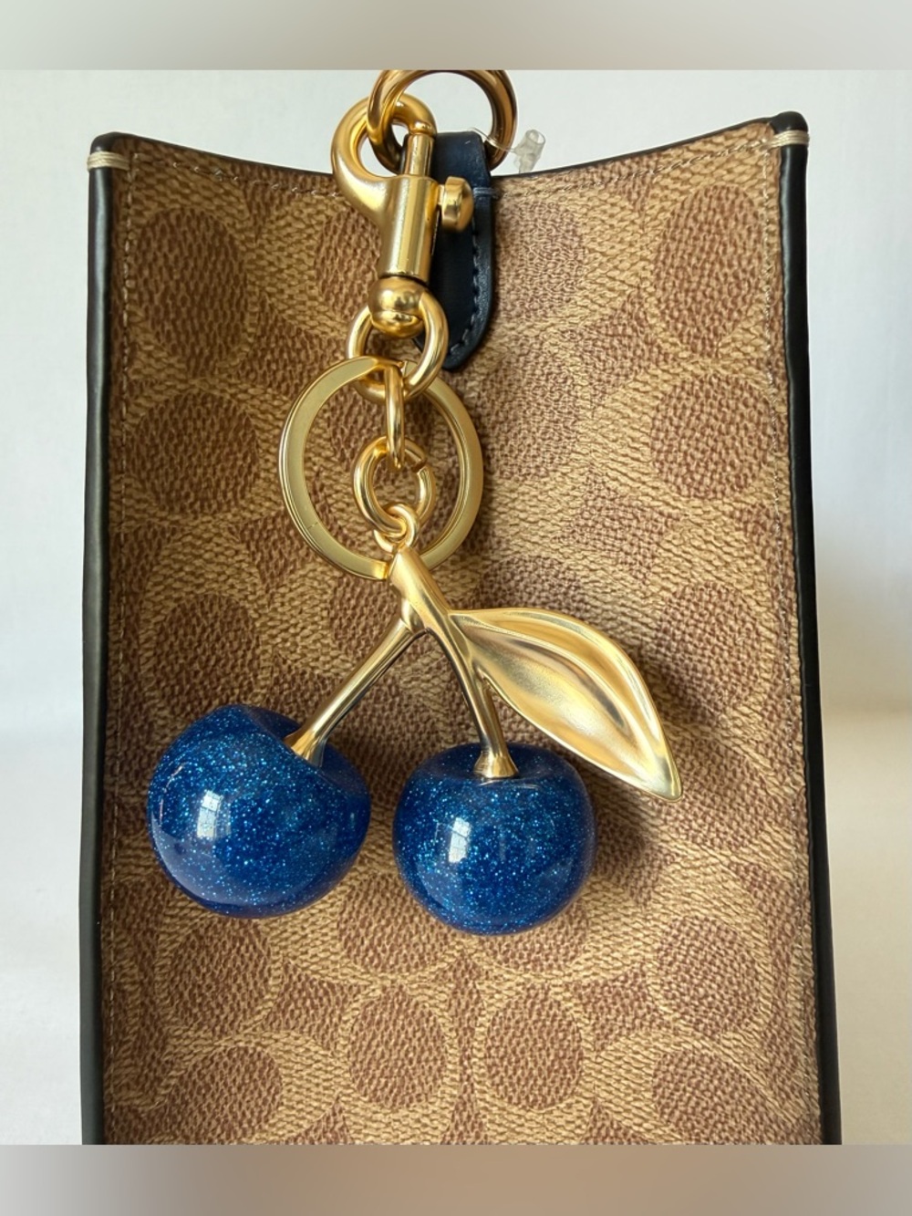 Coach Maggie Small Tote Signature Canvas Tan/deep blue Gold hardware NWT CAL28 - Picture 12 of 14